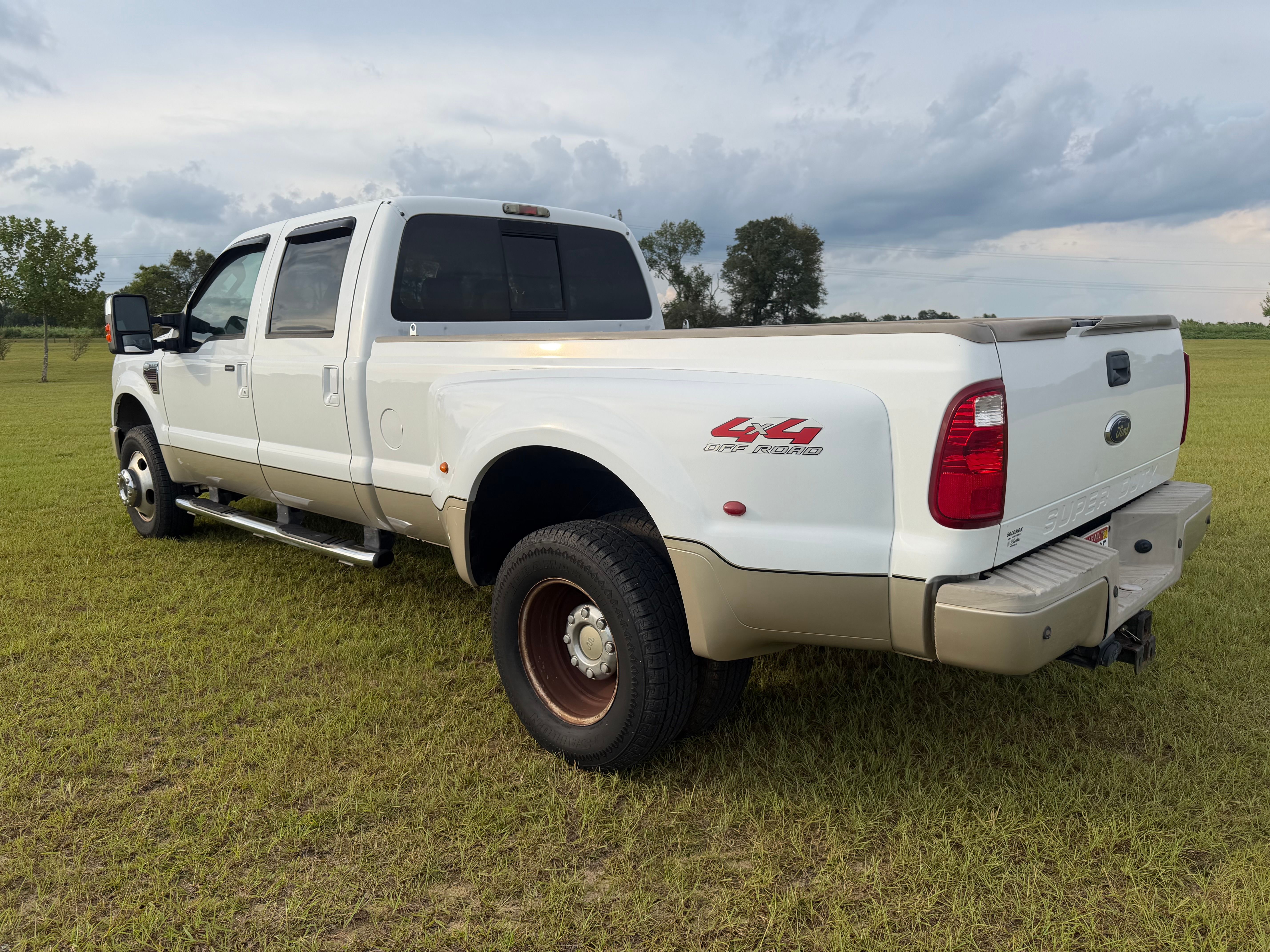 Used 2008 Ford F350 King Ranch AWD/4WD image 4