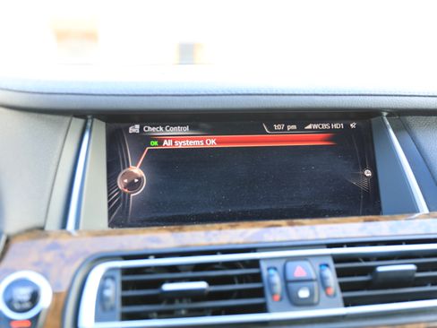 Used 2015 BMW 740Ld xDrive image 20