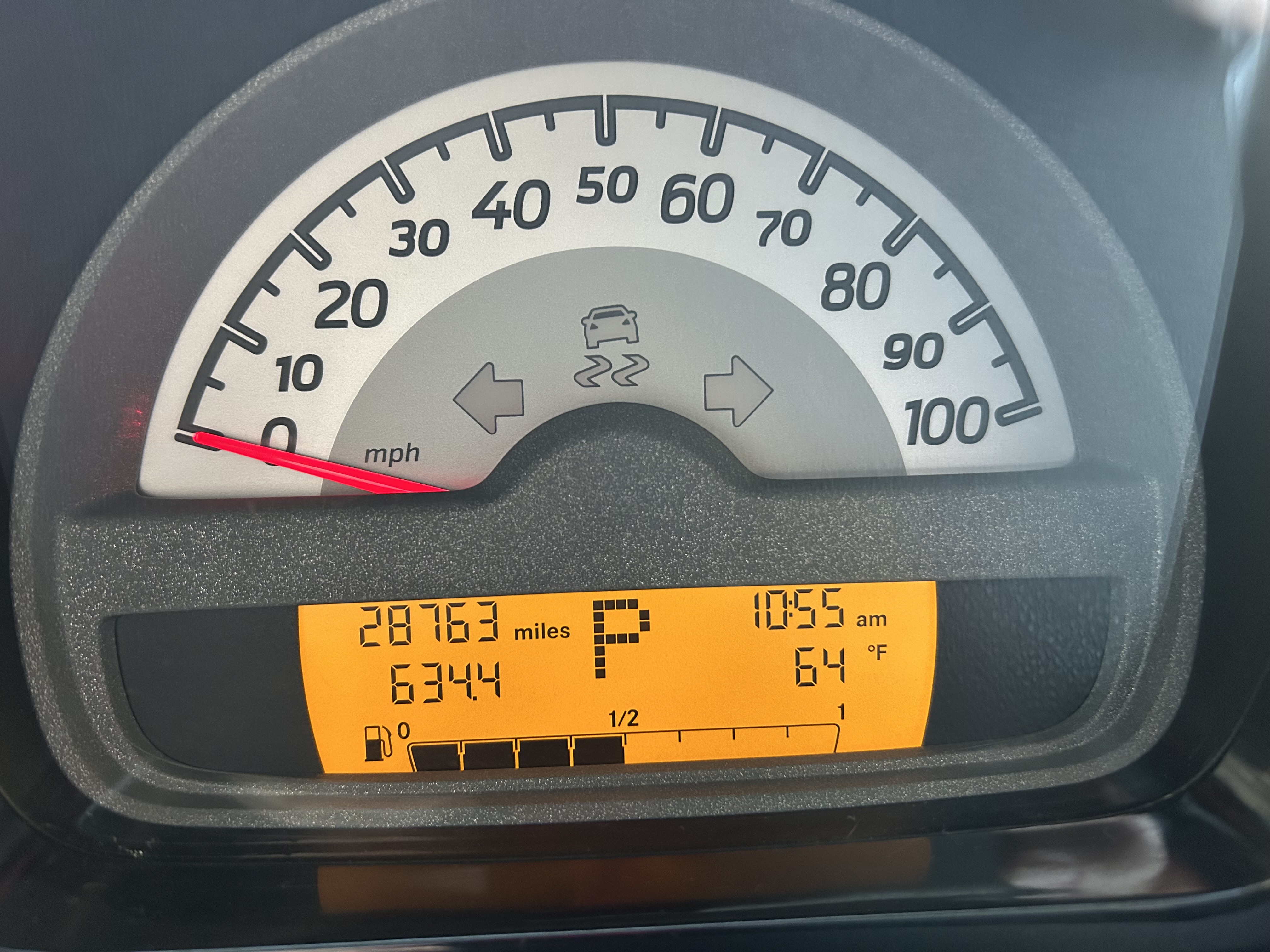 Used 2014 smart fortwo pure RWD image 18