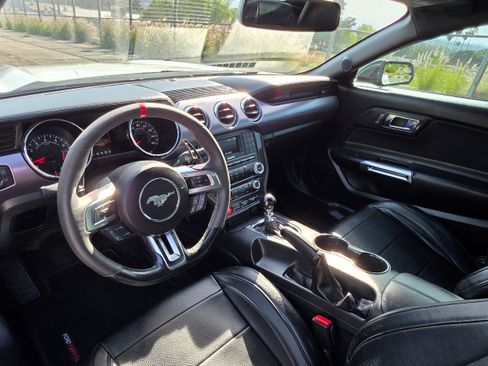 Used 2017 Ford Mustang GT image 11