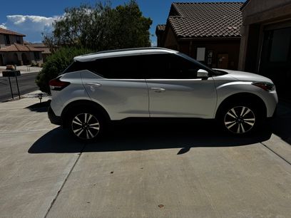 Used 2020 Nissan Kicks SV