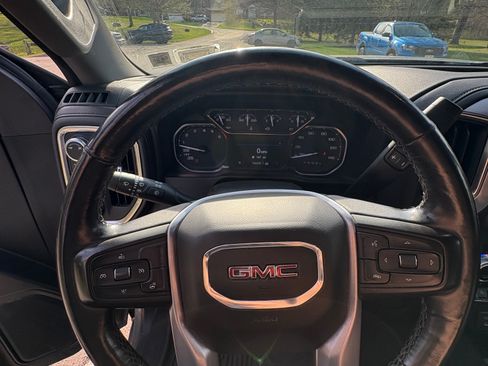 Used 2019 GMC Sierra 1500 SLE w/ SLE Value Package image 19