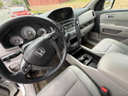 Used 2015 Honda Pilot SE image 8