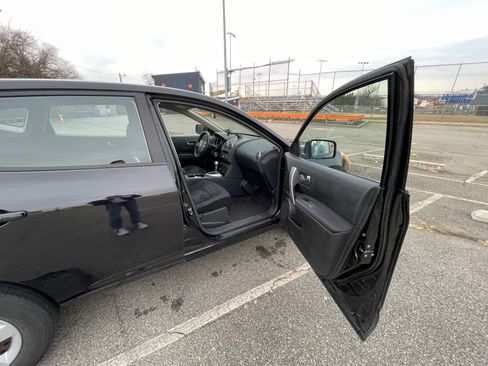 Used 2009 Nissan Rogue S image 13