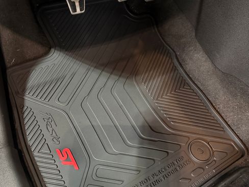 Used 2016 Ford Fiesta ST image 13