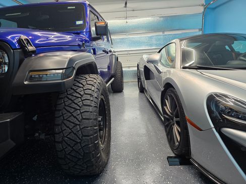 Used 2018 Jeep Wrangler Unlimited Sport image 19