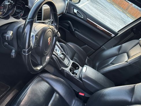 Used 2012 Porsche Cayenne image 11
