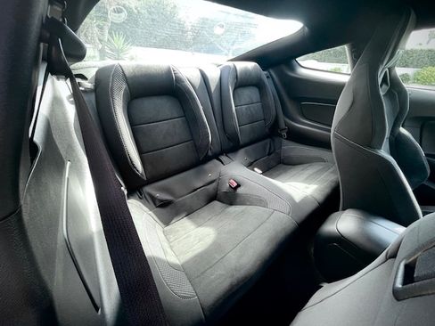 Used 2016 Ford Mustang Shelby GT350 w/ Track Package image 22