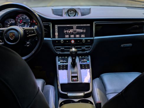 Used 2023 Porsche Macan S image 22