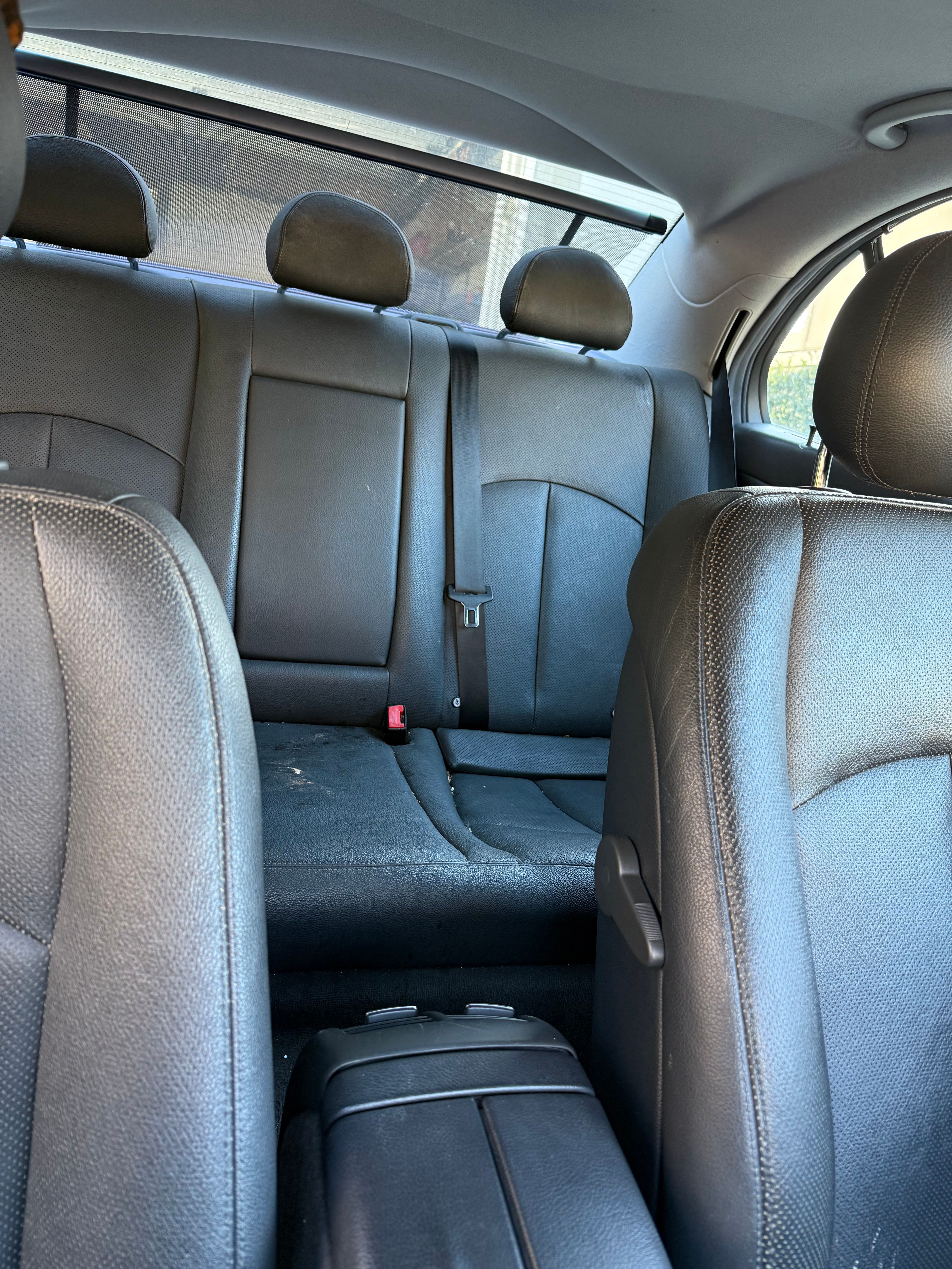 Used 2005 Mercedes-Benz E 320 4MATIC Sedan image 9