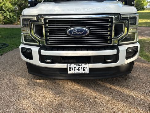 Used 2020 Ford F350 Platinum AWD/4WD image 4