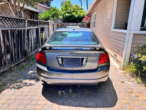 Used 2005 Acura TL image 2