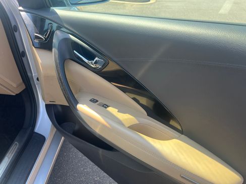 Used 2012 Hyundai Azera image 15