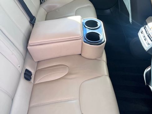 Used 2015 Tesla Model S 85D image 17