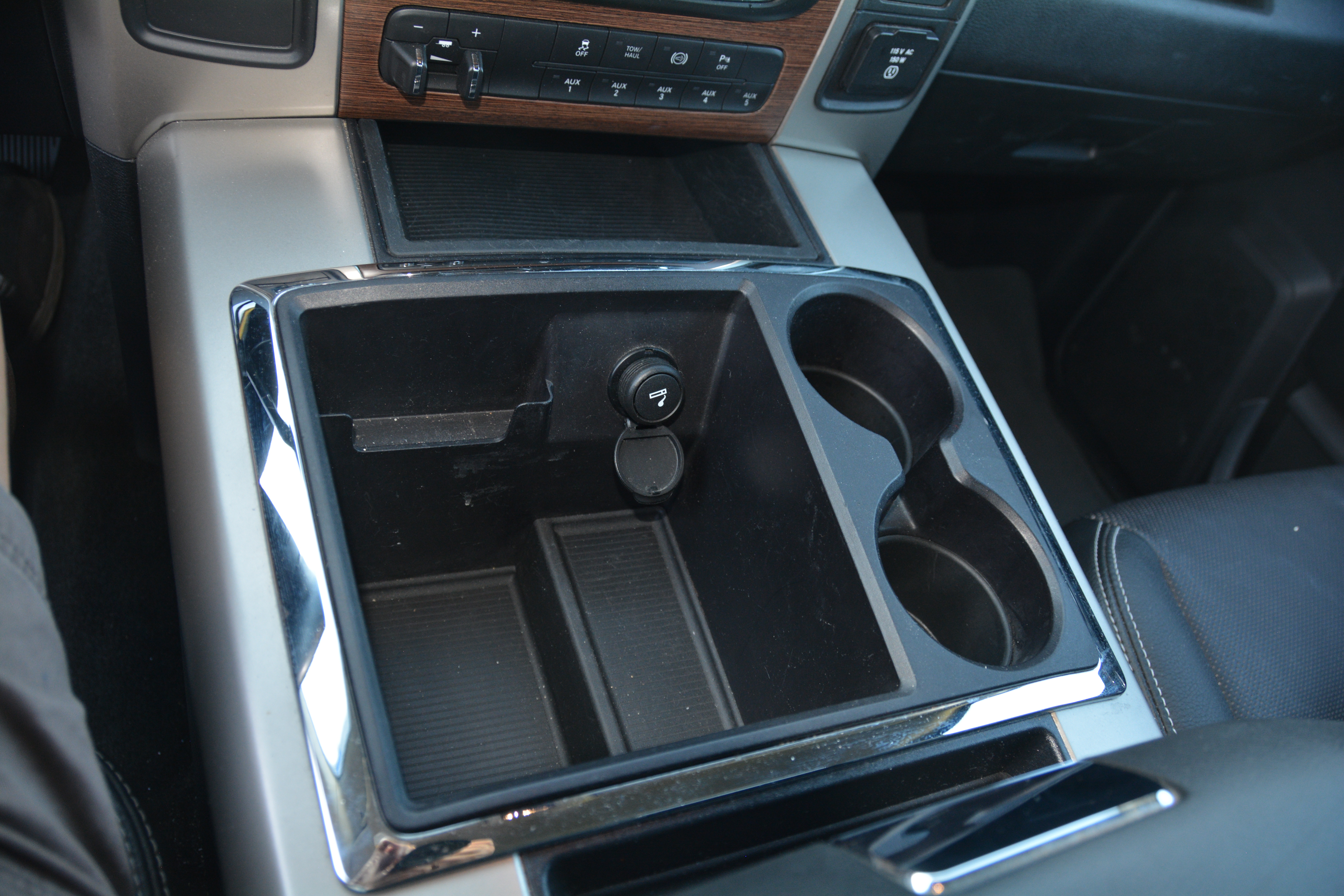 Used 2014 RAM 3500 Laramie AWD/4WD image 19