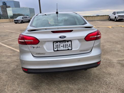 Used 2017 Ford Focus Titanium w/ Titanium Technology Package image 6