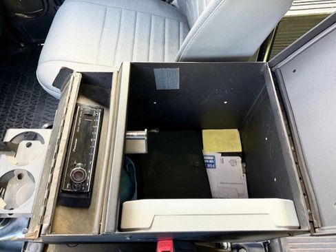 Used 1995 Land Rover Defender 90 image 14