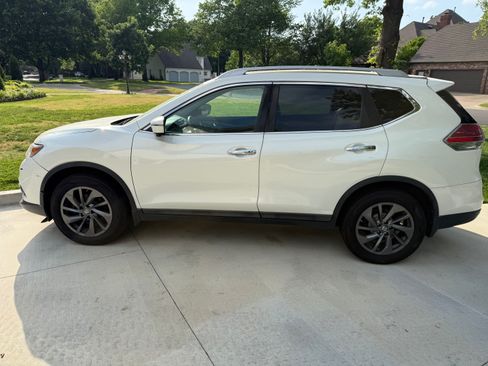 Used 2016 Nissan Rogue SL w/ SL Premium Package AWD/4WD image 1
