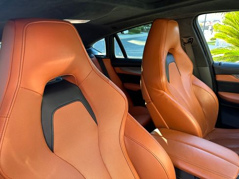 Used 2018 BMW X6 M image 15