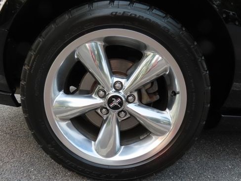 Used 2008 Ford Mustang GT Premium image 13