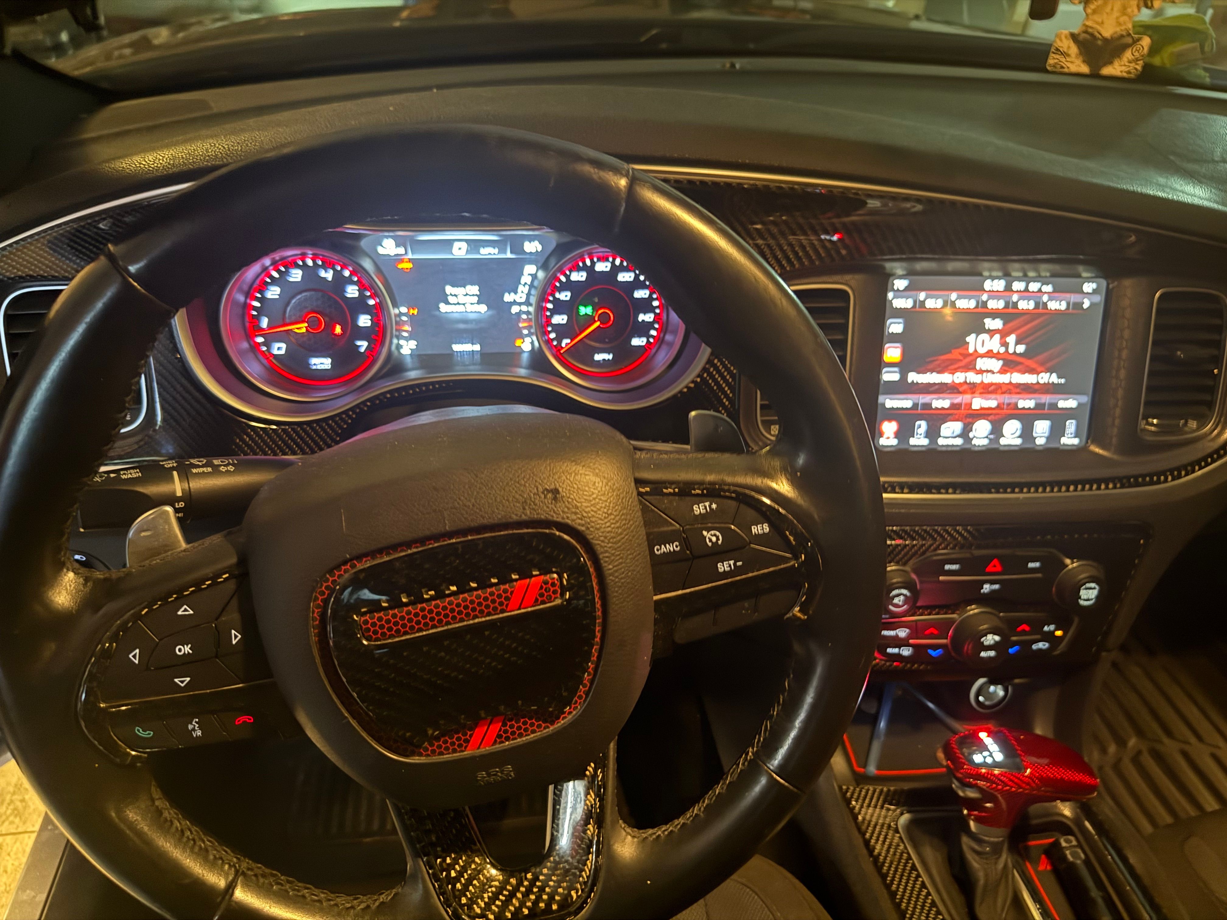 Used 2016 Dodge Charger R/T RWD image 13