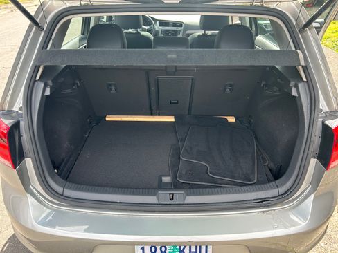 Used 2017 Volkswagen Golf Wolfsburg Edition image 8