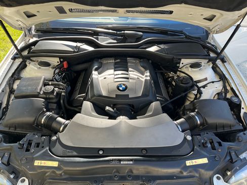 Used 2008 BMW 750Li image 18