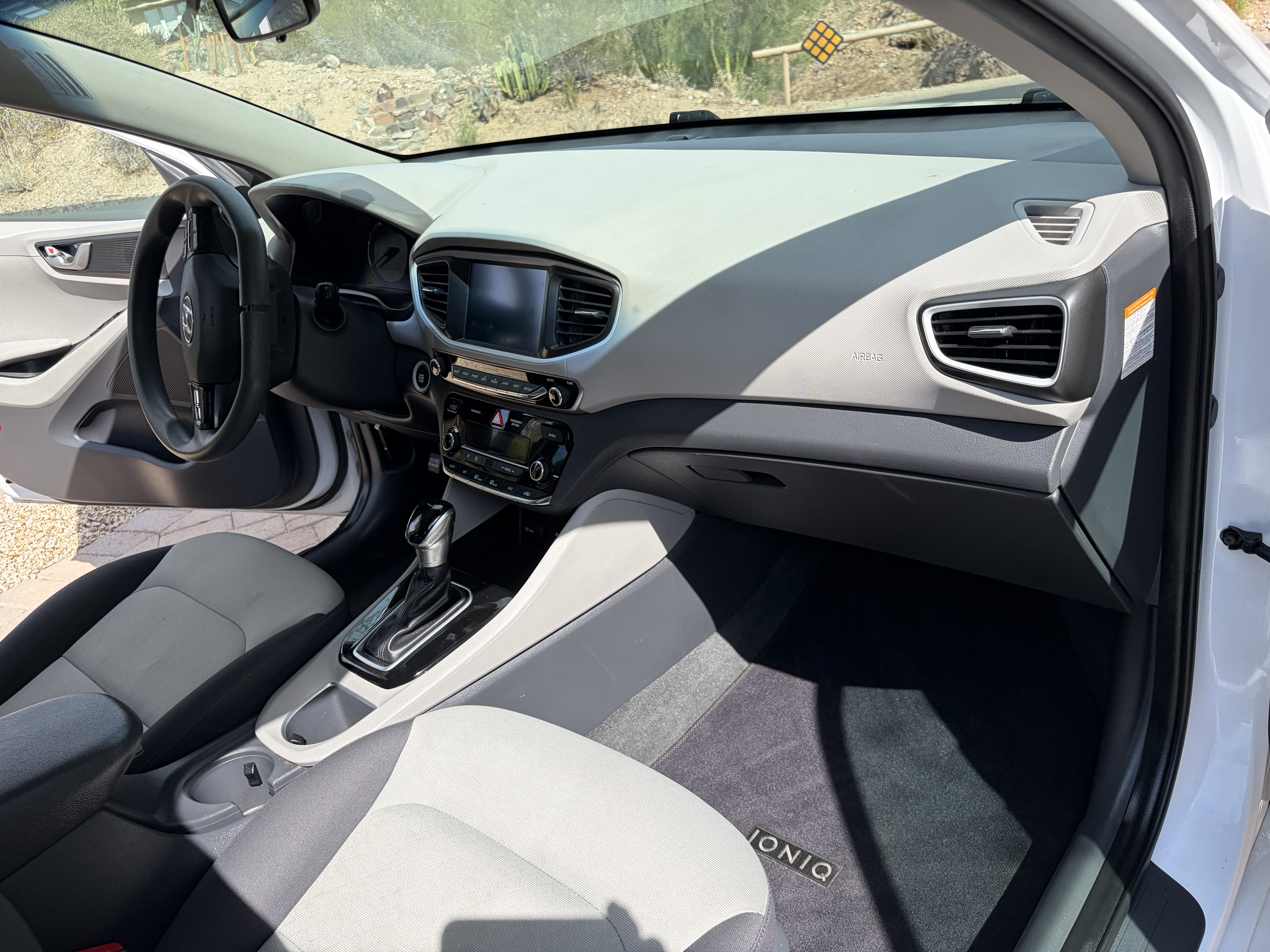 Used 2017 Hyundai Ioniq Blue FWD image 10