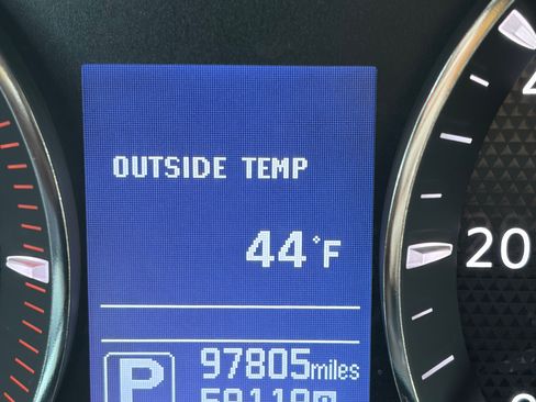 Used 2018 Nissan Armada Platinum w/ Captain Seat Package image 9