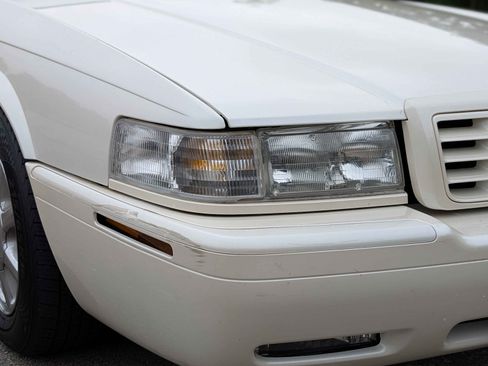 Used 2000 Cadillac Eldorado Touring image 12
