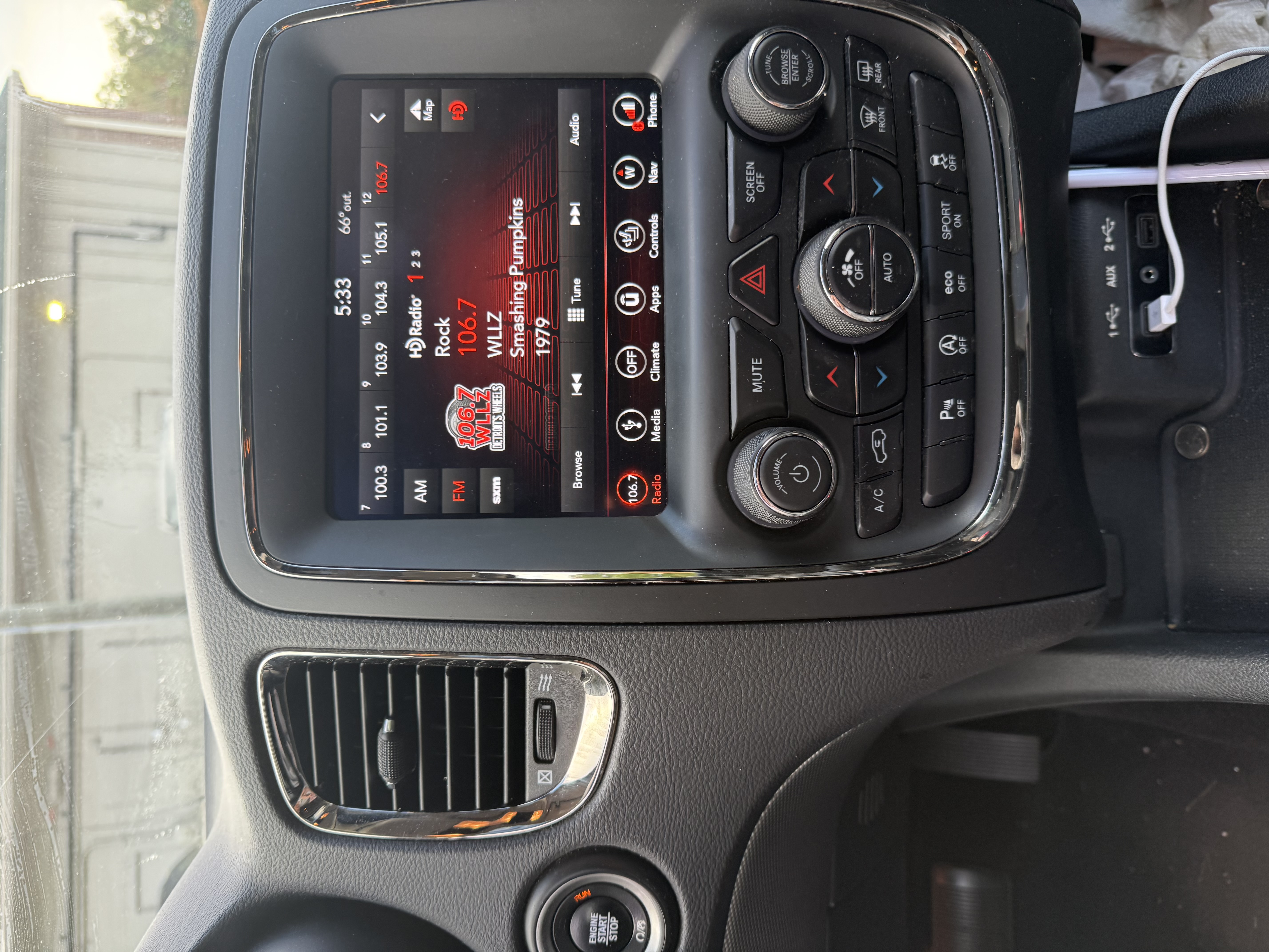 Used 2018 Dodge Durango GT w/ Premium Group AWD/4WD image 9