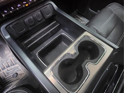 Used 2016 GMC Sierra 2500 Denali w/ Duramax Plus Package image 8