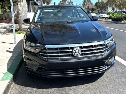 Used 2019 Volkswagen Jetta S w/ Driver Assistance Package FWD image 1