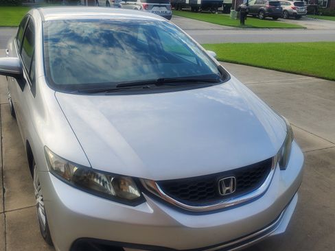 Used 2014 Honda Civic LX image 4