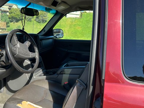 Used 2003 Chevrolet Silverado 3500 LT image 9