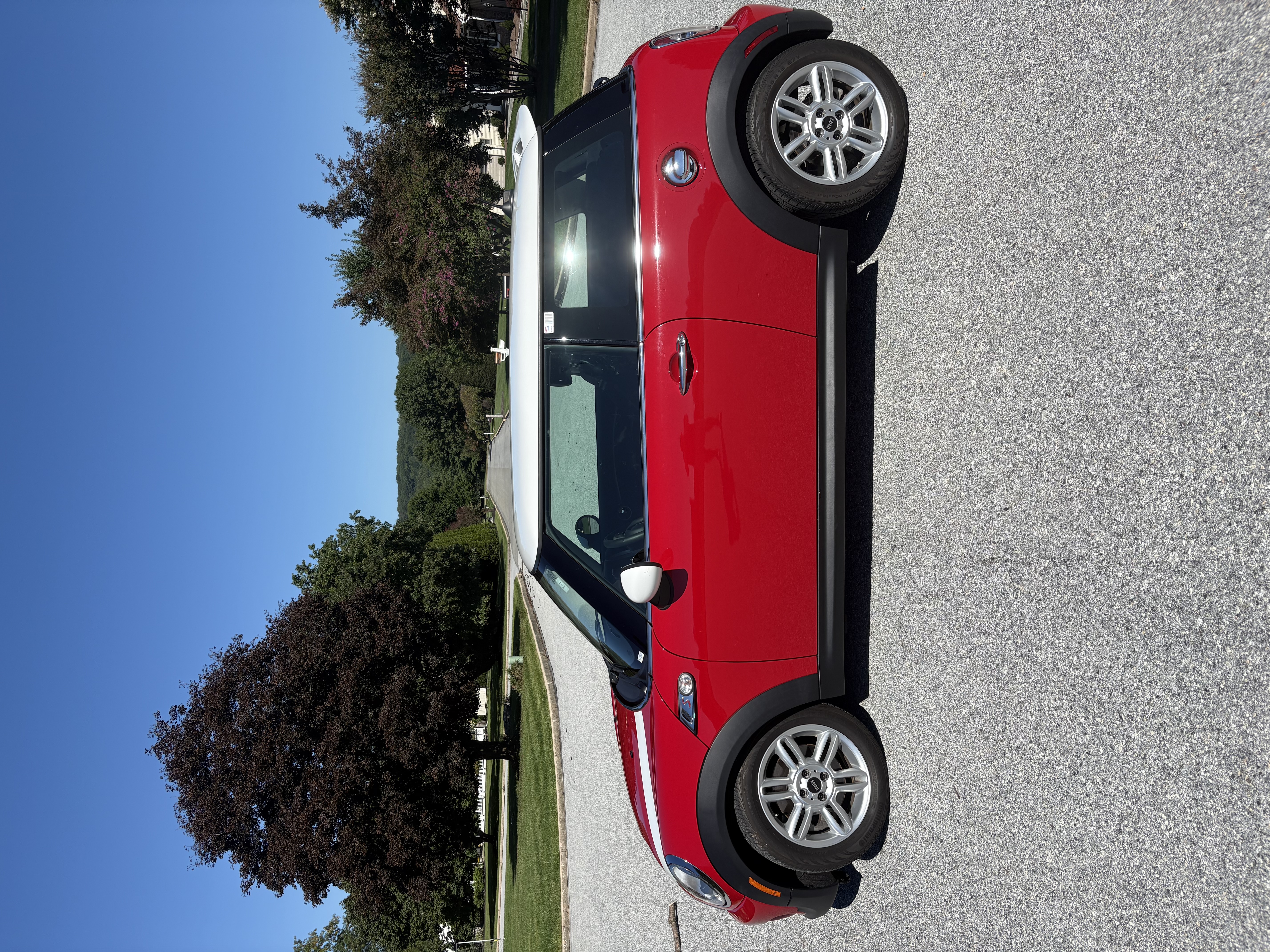 Used 2013 MINI Cooper S FWD image 2