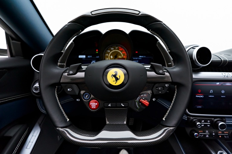 Used 2019 Ferrari Portofino RWD image 8