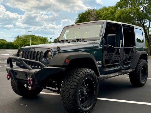 Used 2007 Jeep Wrangler Unlimited X RWD image 9