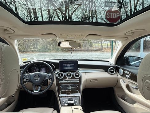 Used 2016 Mercedes-Benz C 300 4MATIC Sedan image 14
