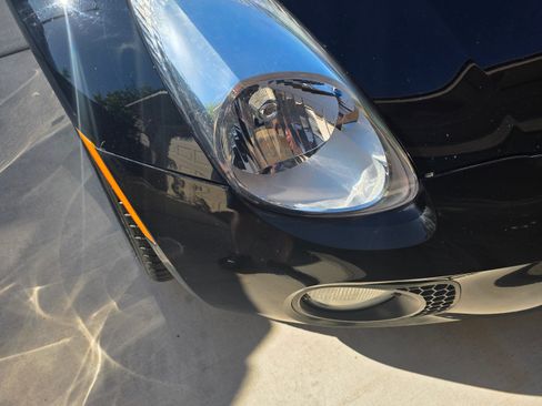 Used 2008 Pontiac Solstice GXP w/ Premium Package image 10