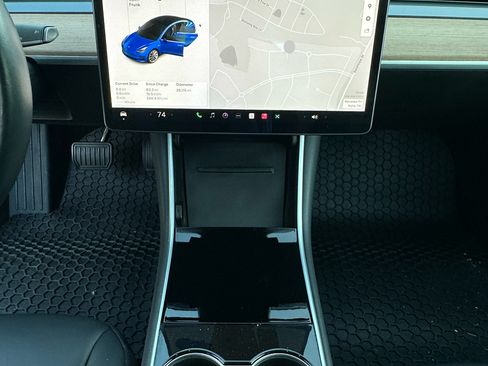 Used 2018 Tesla Model 3 Long Range image 21