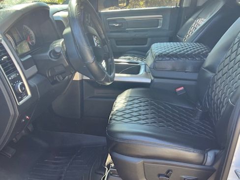 Used 2017 RAM 2500 Big Horn image 11