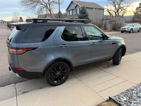 Used 2019 Land Rover Discovery HSE Luxury image 6