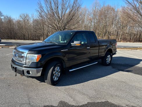 Used 2013 Ford F150 XLT w/ Luxury Equipment Group image 4