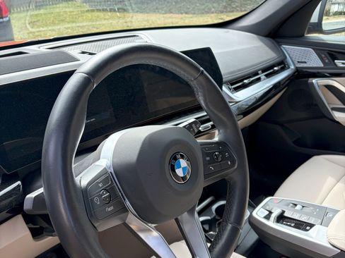 Used 2024 BMW X1 xDrive28i w/ Premium Package image 10