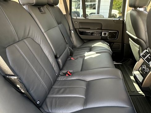 Used 2012 Land Rover Range Rover HSE AWD/4WD image 19