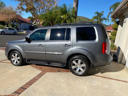 Used 2013 Honda Pilot Touring image 2