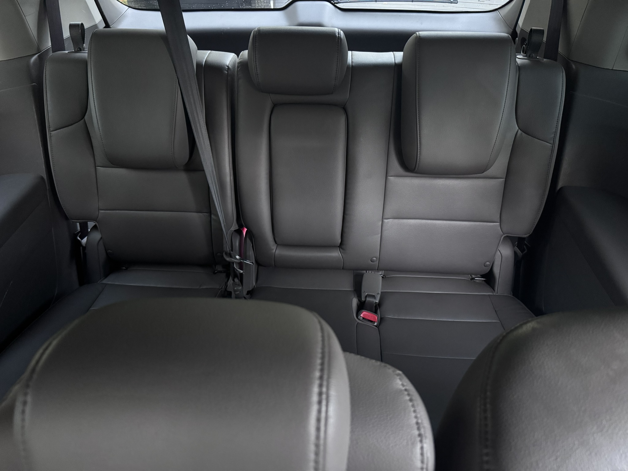 Used 2014 Honda Odyssey Touring Elite image 16