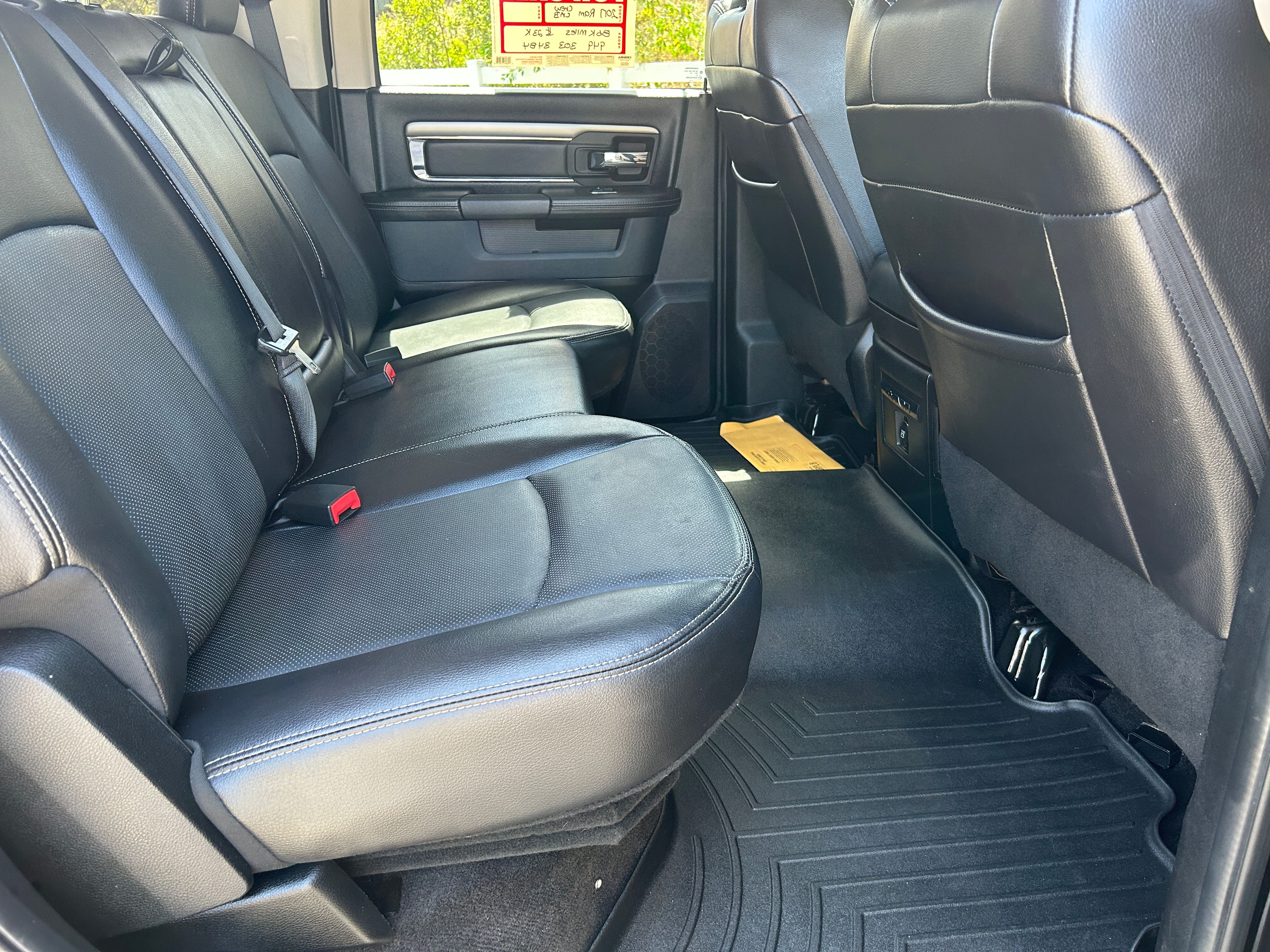 Used 2017 RAM 1500 Sport w/ Black Ram 1500 Sport Group RWD image 6