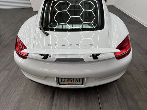 Used 2015 Porsche Cayman image 5